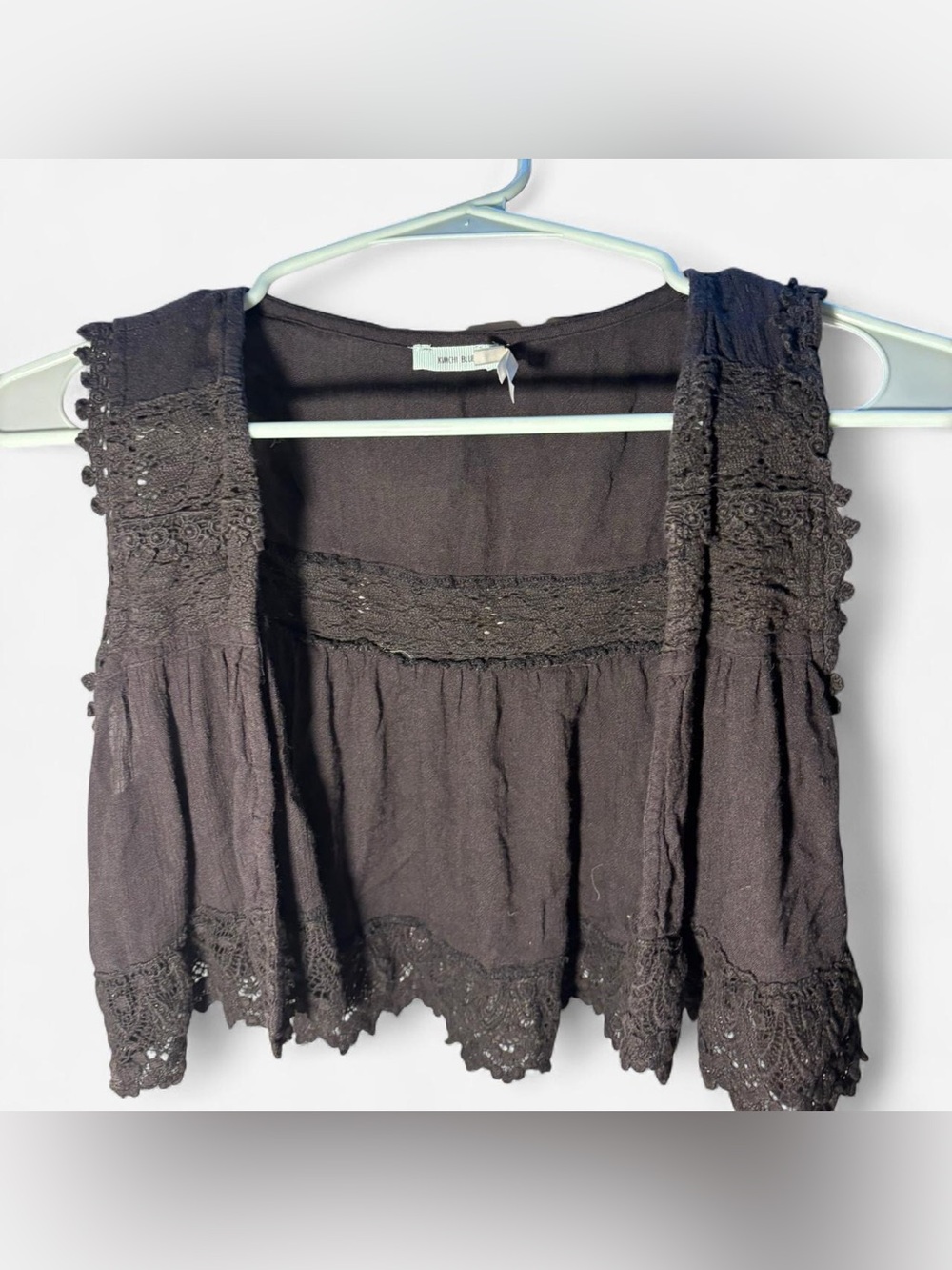 Kimchi Blue Black Cropped Lace-Trim Vest